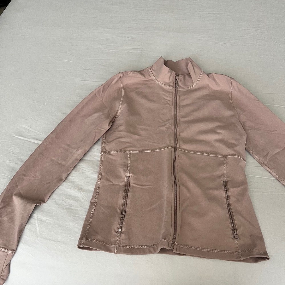 Aritzia TNA workout jacket
